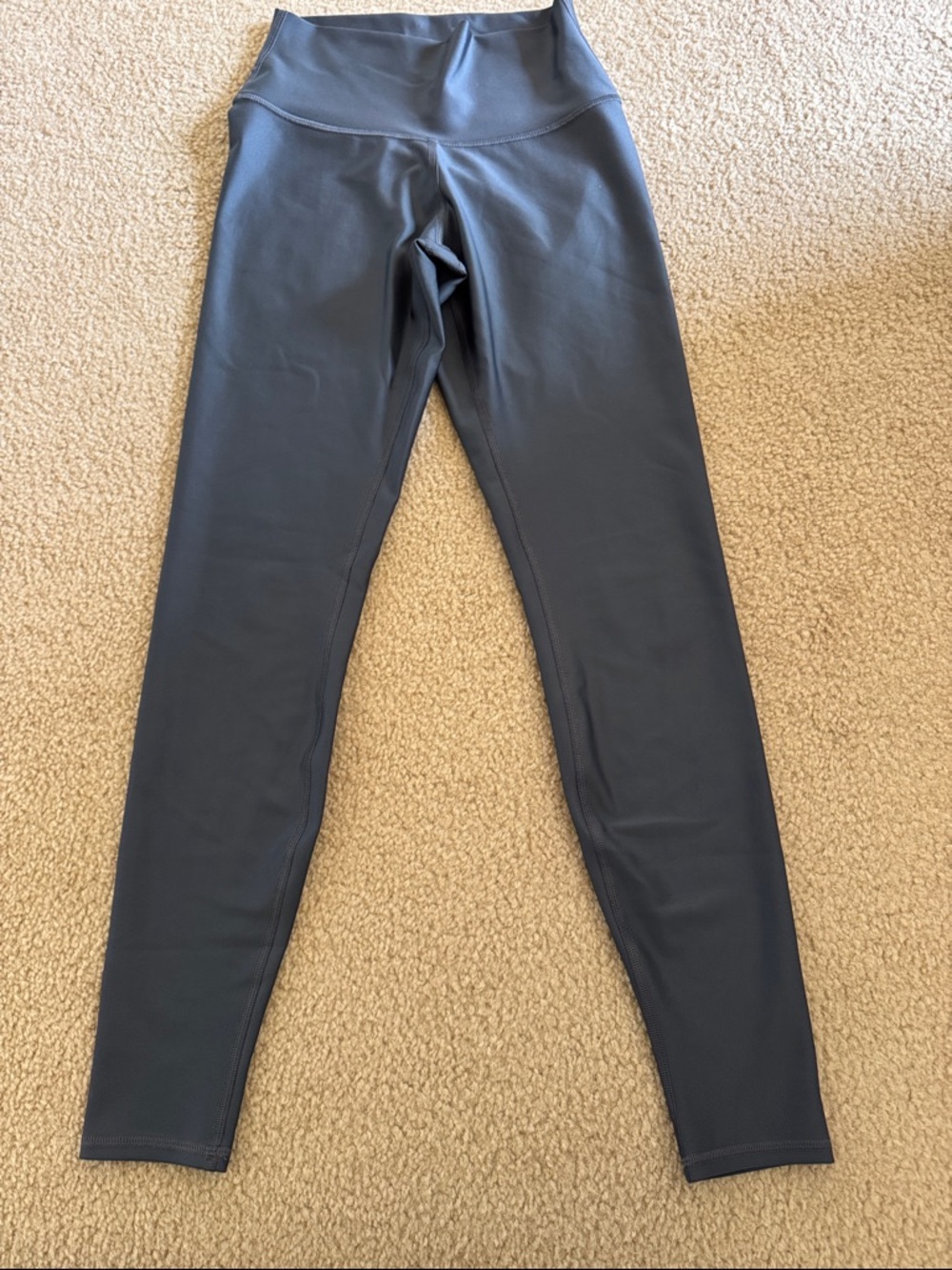 ALO Yoga High-Waist Leggings in Charcoal Gray